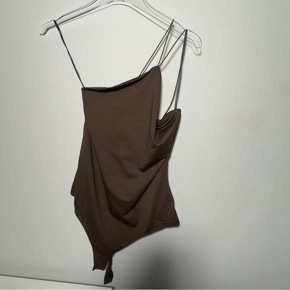NWT- H&M One Shoulder Bodysuit Brown Size M - Picture 1 of 6